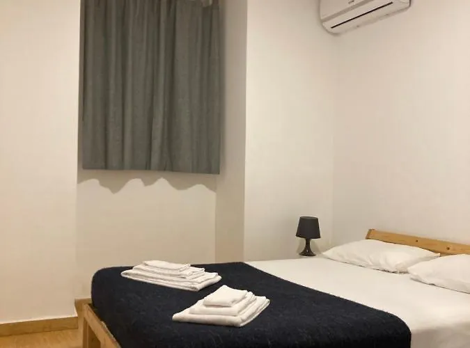 Entrecampos - Family With Terrace Lisbona