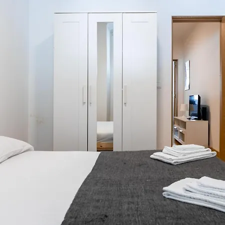Entrecampos - Family With Terrace Apartman *
